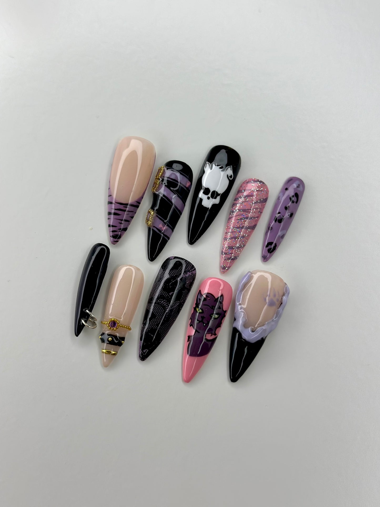 set clawdeen